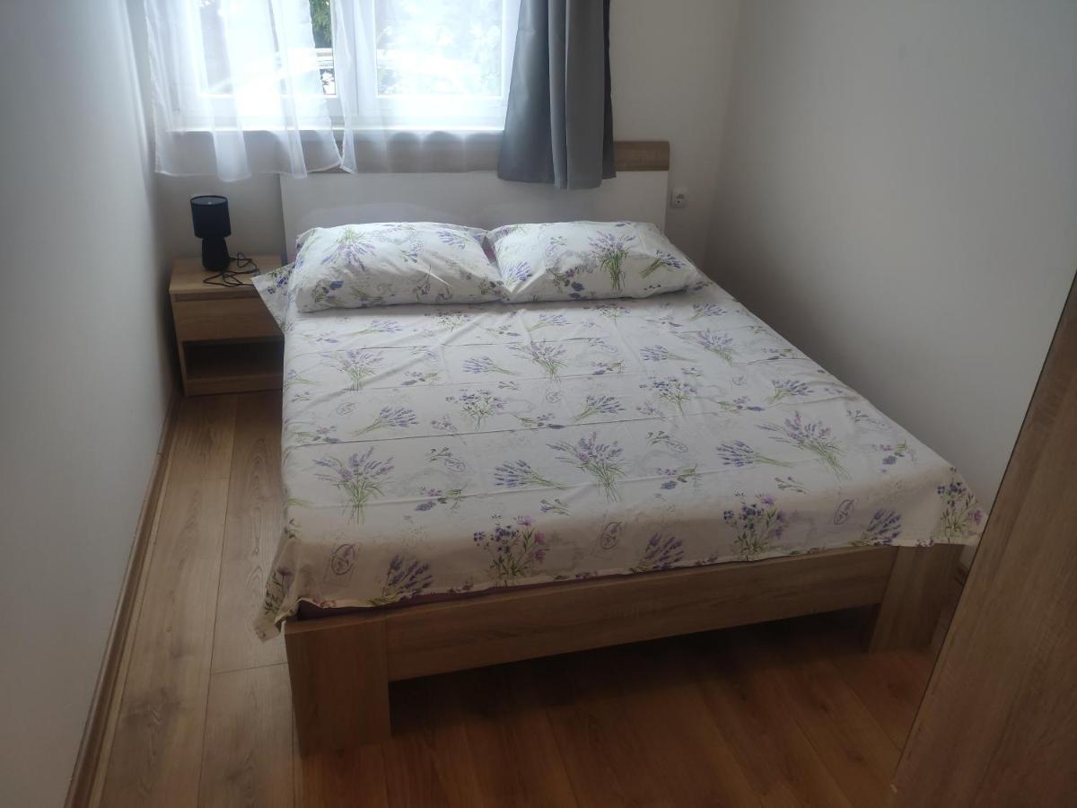 Apartment Tome Biograd Na Moru Luaran gambar