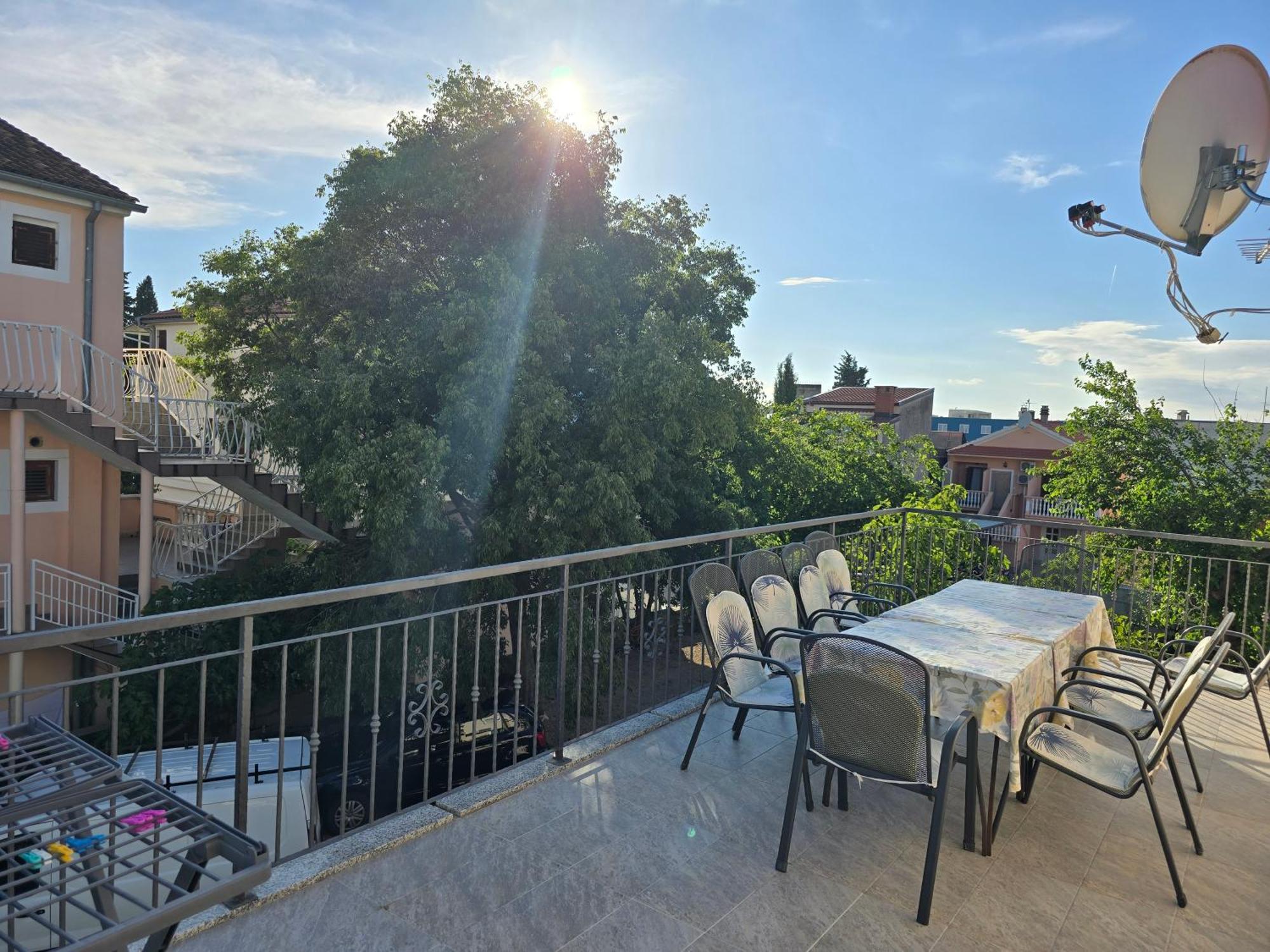 Apartment Tome Biograd Na Moru Luaran gambar