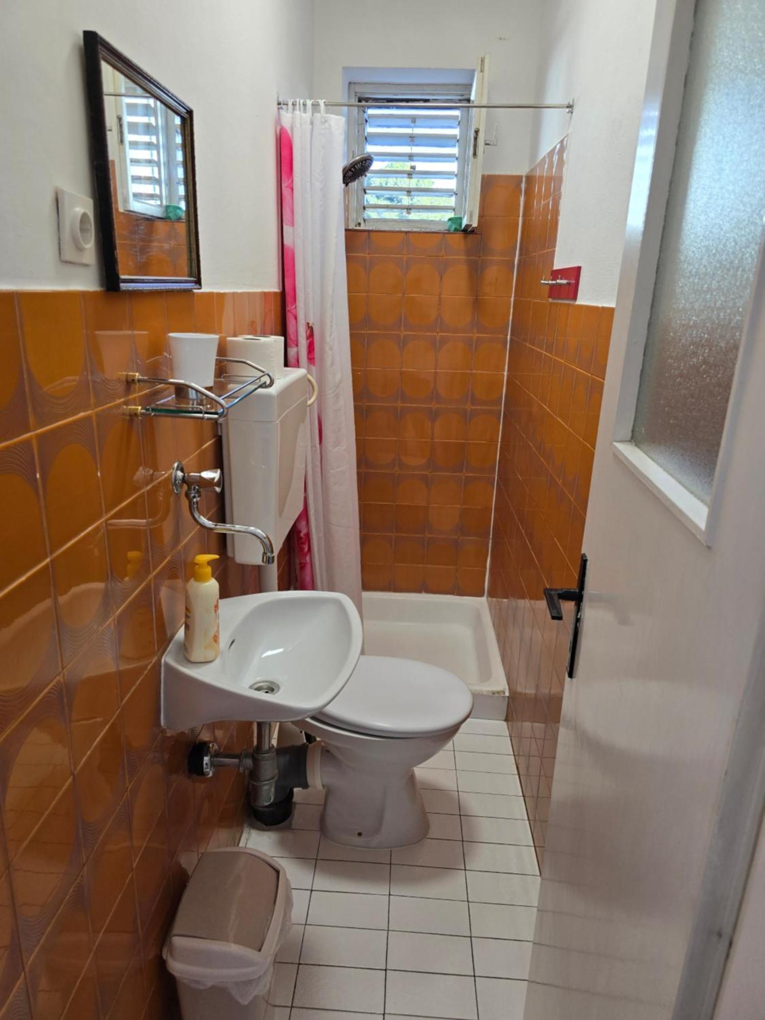 Apartment Tome Biograd Na Moru Luaran gambar