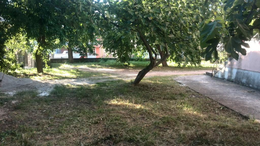 Apartment Tome Biograd Na Moru Luaran gambar