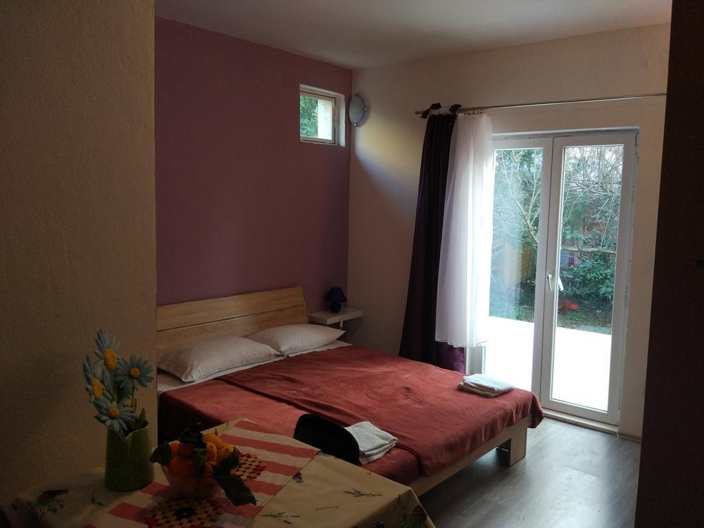 Apartment Tome Biograd Na Moru Luaran gambar