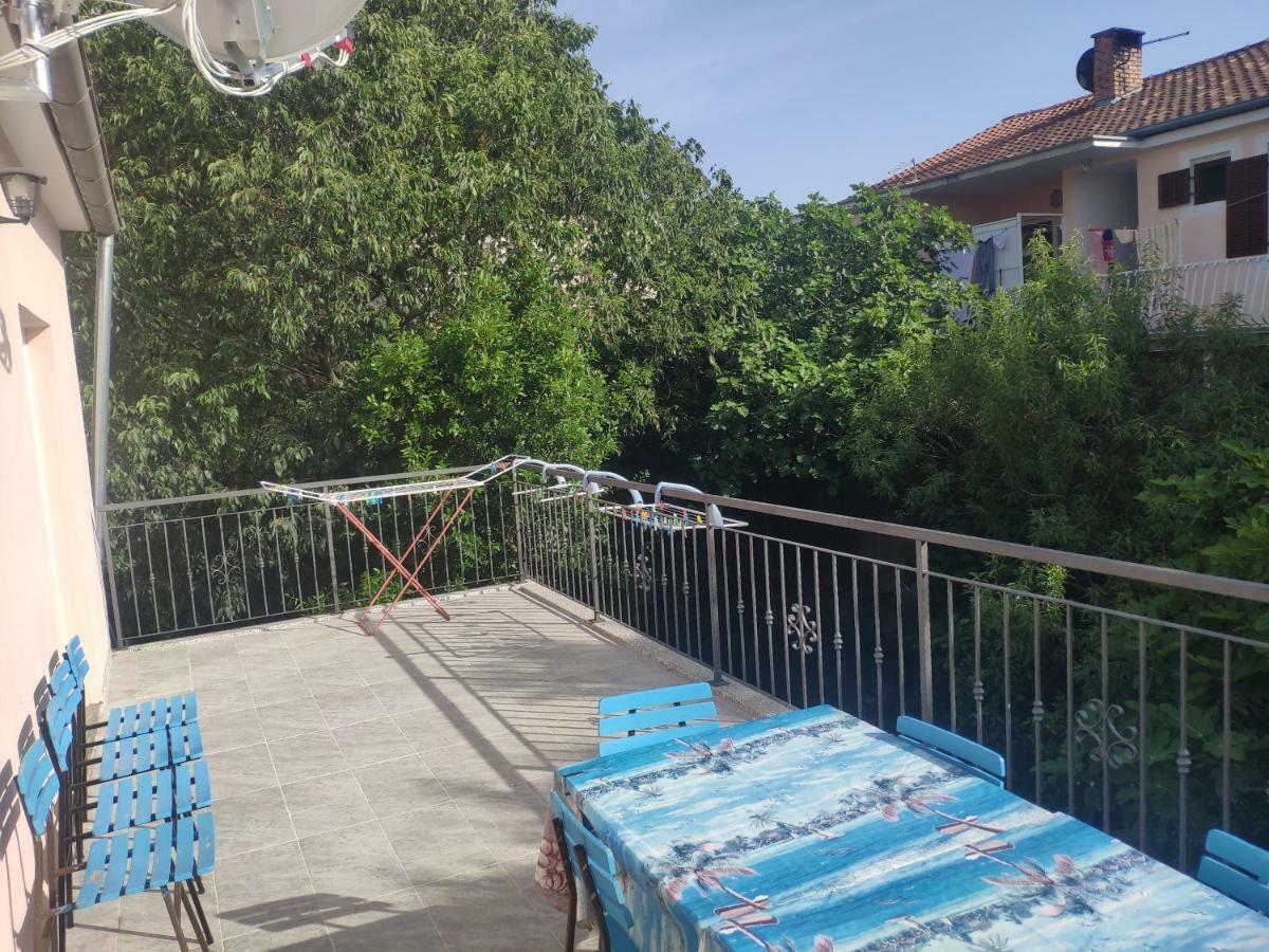 Apartment Tome Biograd Na Moru Luaran gambar